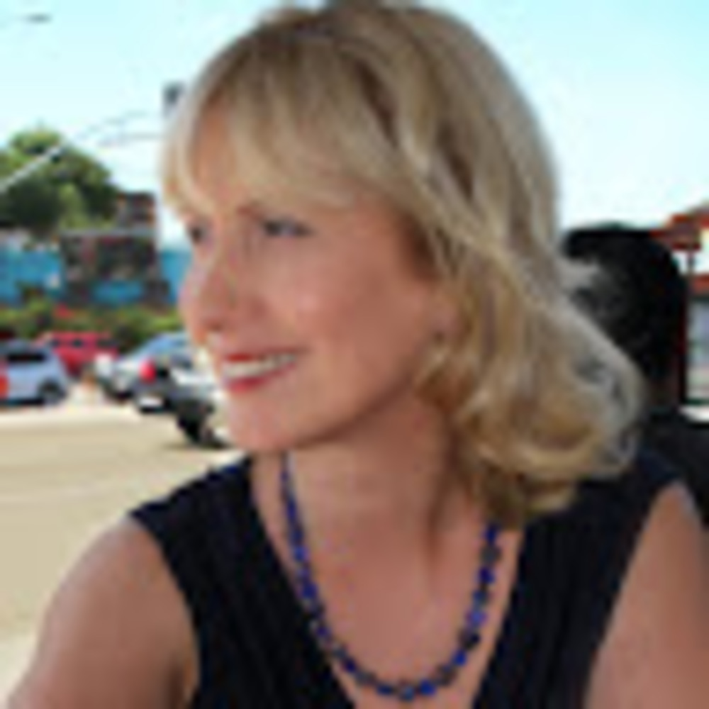 Meet your Posher, Holly